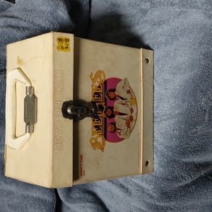 Vintage beegees 45's record holder